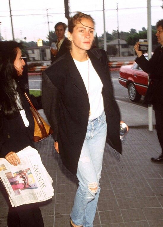 Julia Roberts 1990s outfits