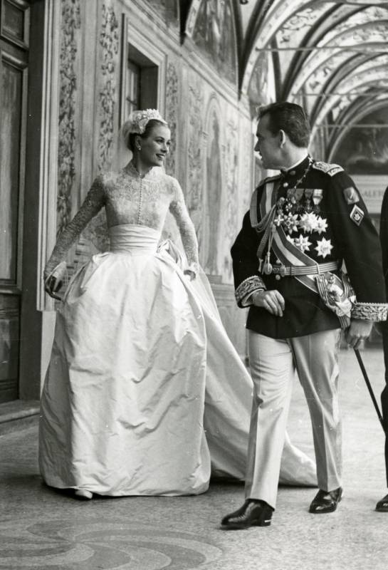 Grace Kelly and Moroccan Rainier III 2000s wedding dress