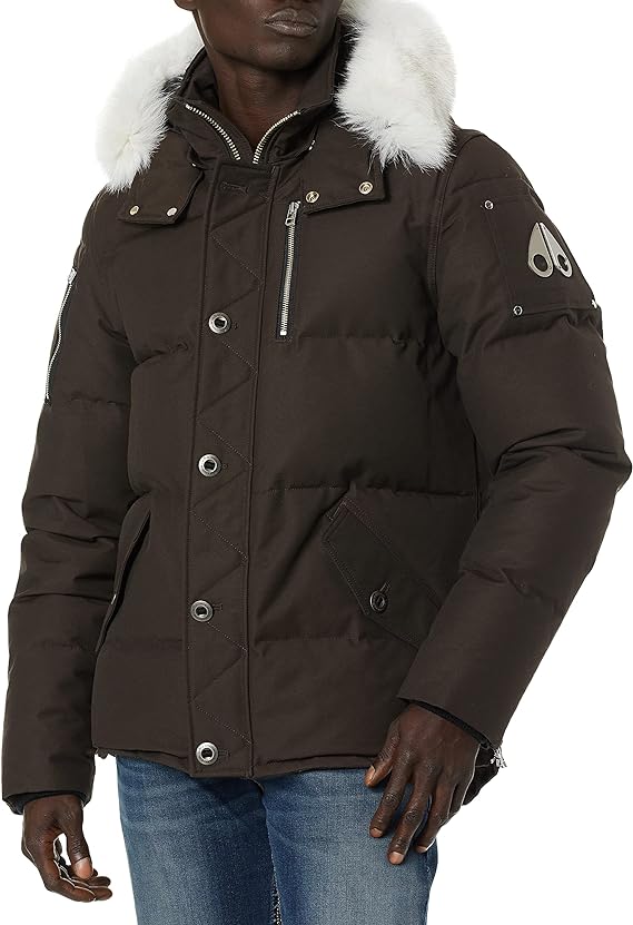 Discover Unmatched Quality and Style with a Moose Knuckles Coat插图