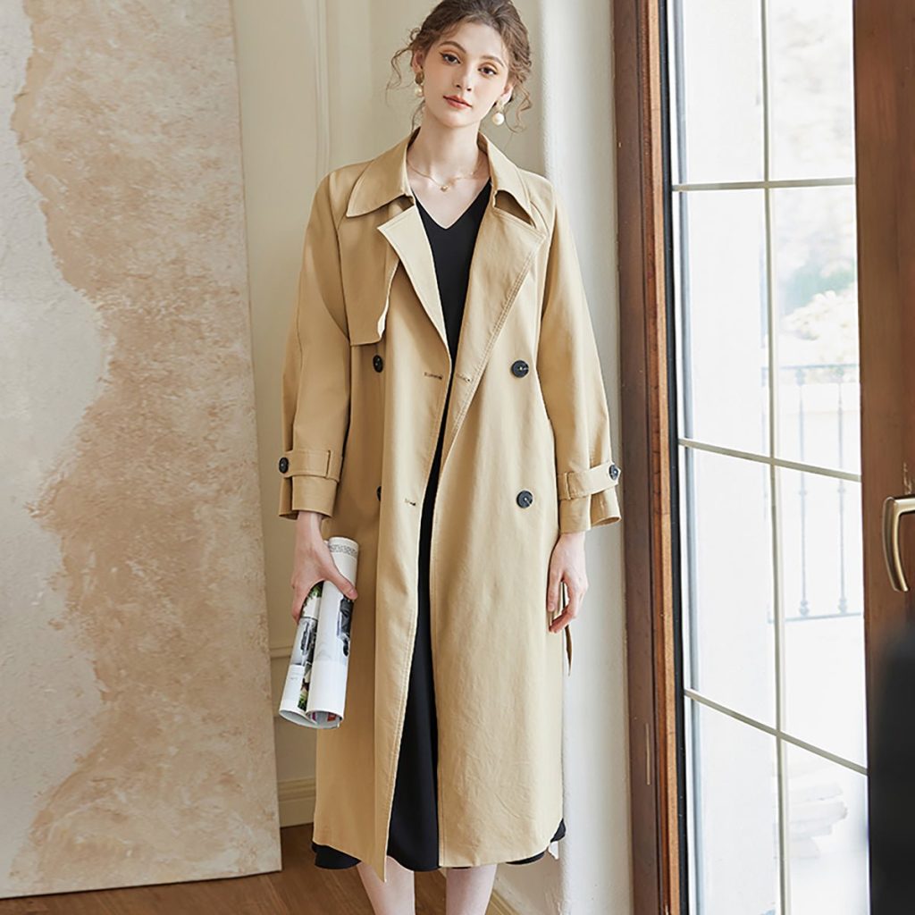 	
trench coat khaki