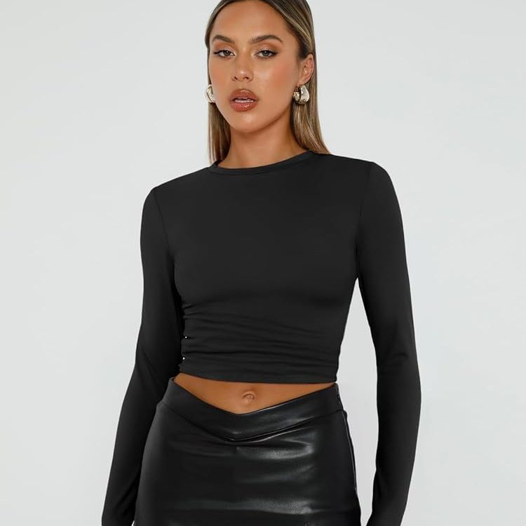 	
black long sleeve crop top